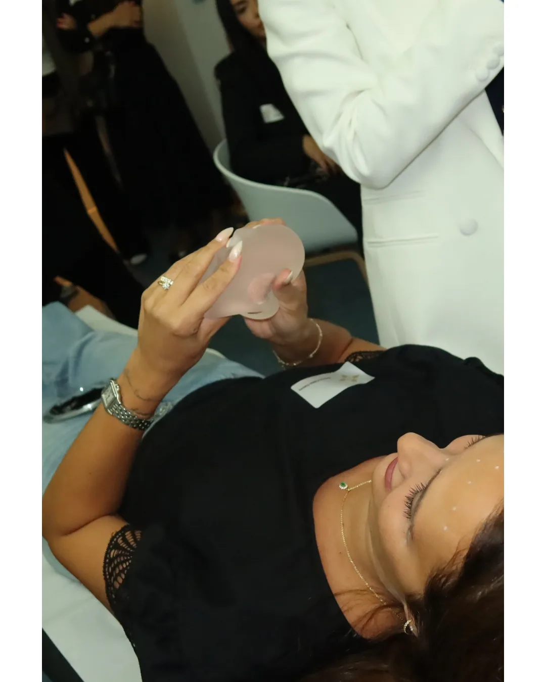 Detailaufnahme einer Live-Behandlung – Beauty After Work, 9. September 2026